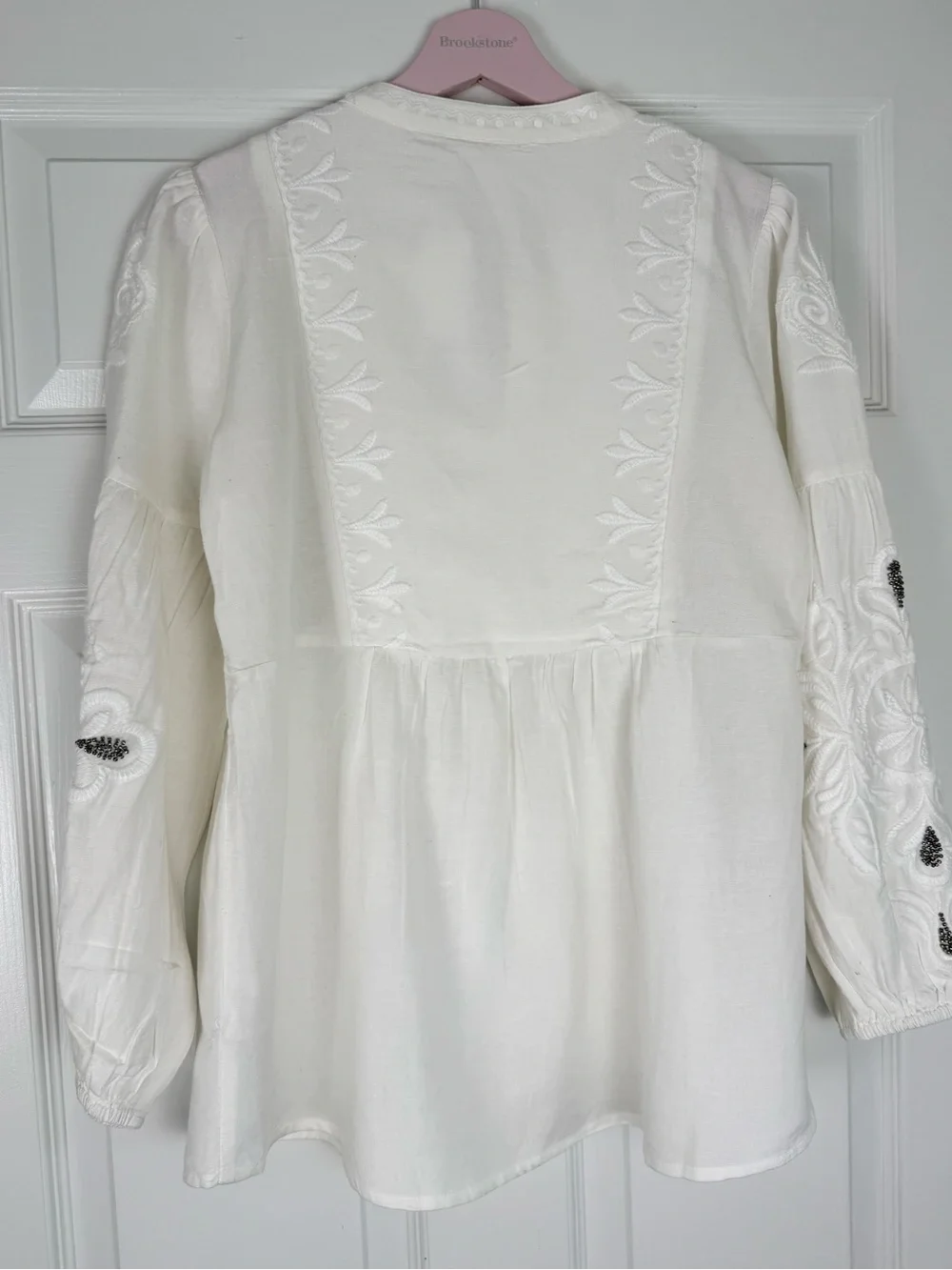 NWT Soft Surroundings Ivory Embroidered Peasant Top with Tassel Tie Medium